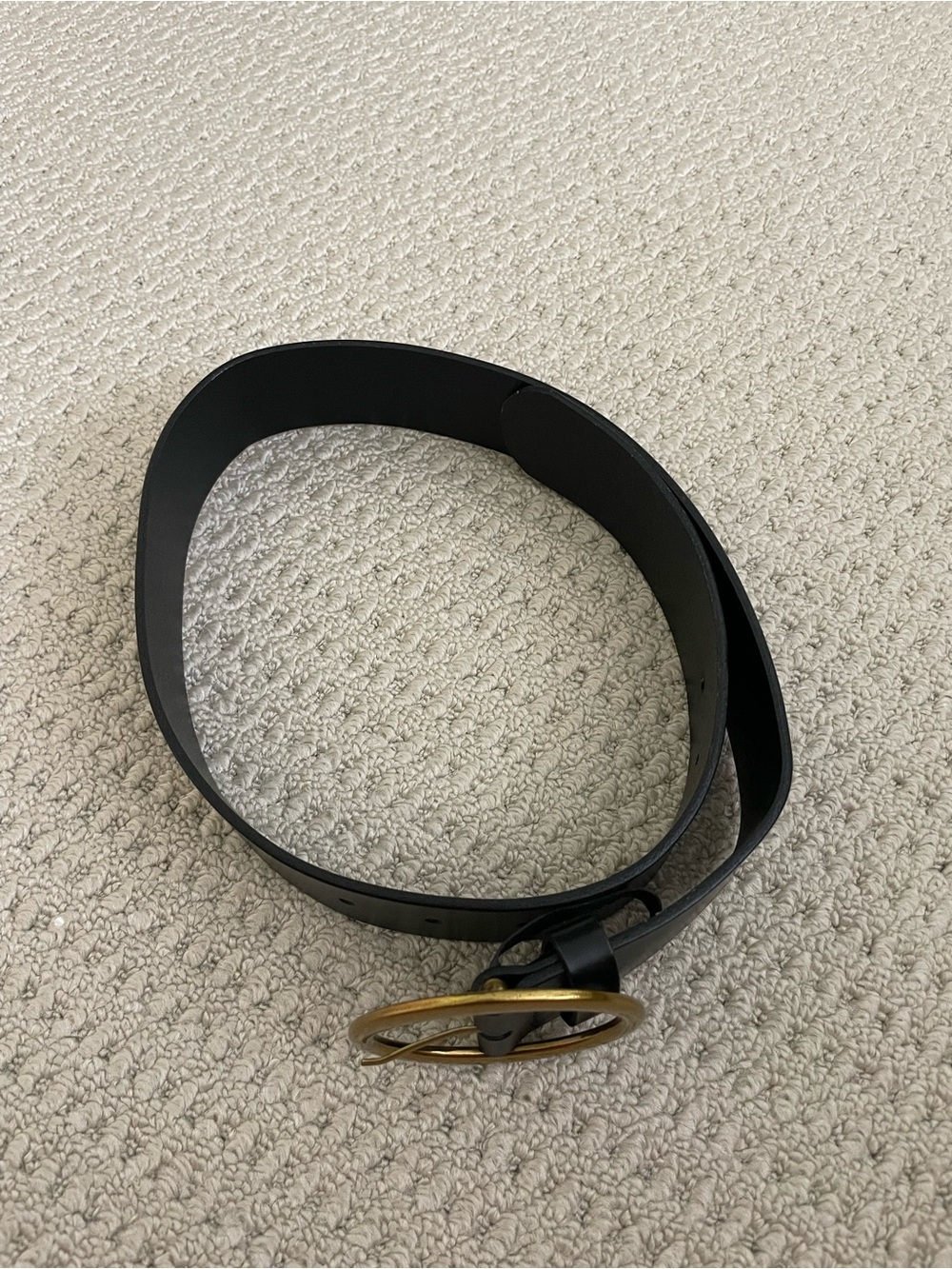 aritzia black leather belt